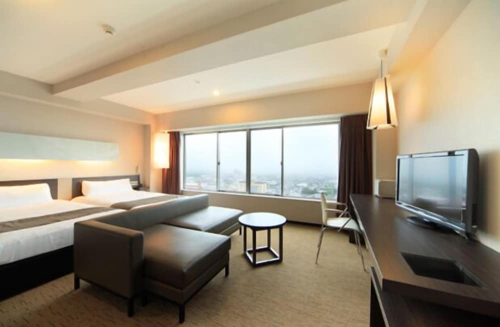 Superior Twin Room, Non Smoking - Photo 3