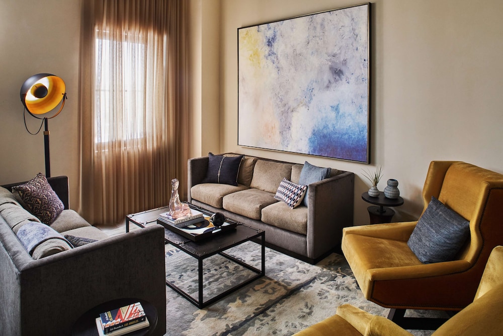Suite, 1 King Bed (Casa)