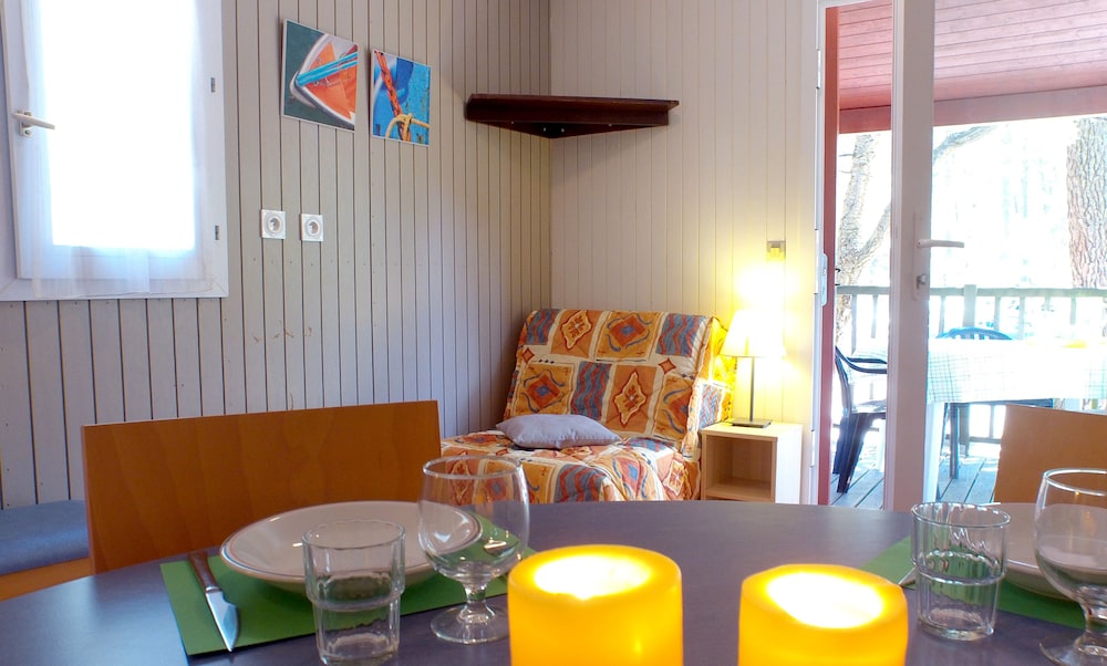 Chalet, 2 Bedrooms, Accessible (4 Pers) photo 3