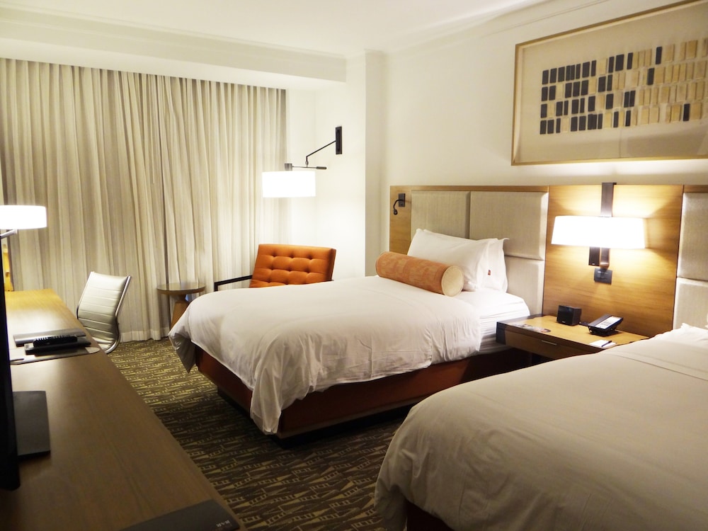 Classic Room, 2 Double Beds, Club Lounge Access - Photo 11