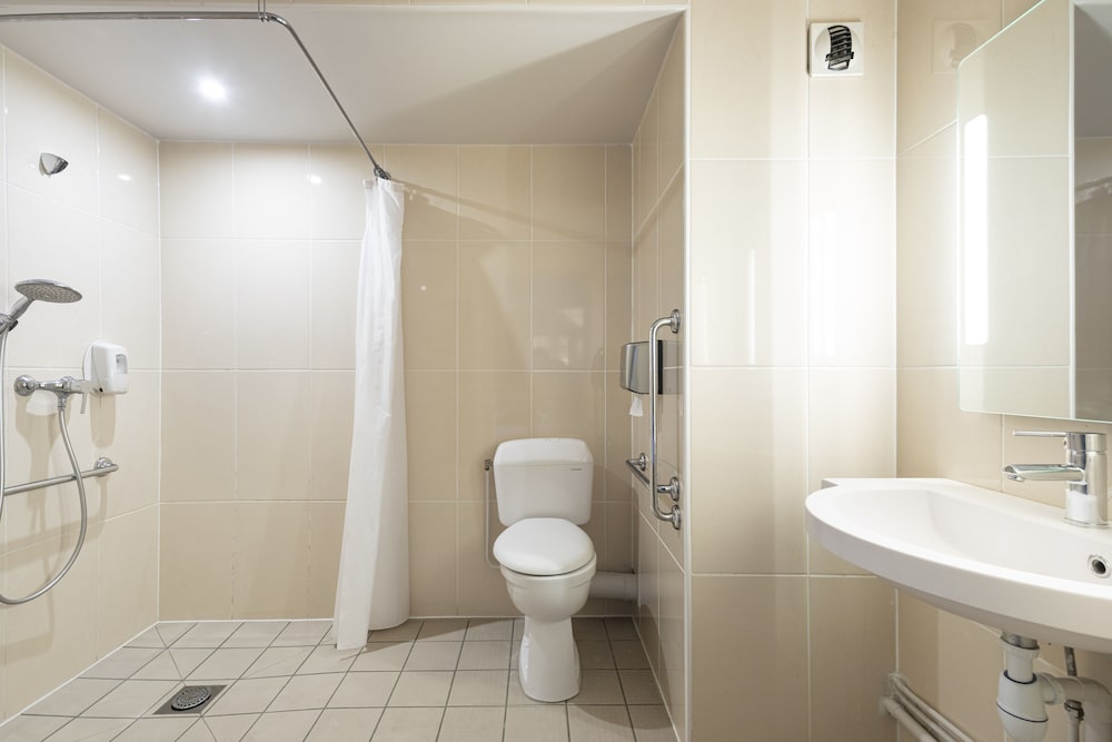 Triple Room, Accessible, Non Smoking photo 3