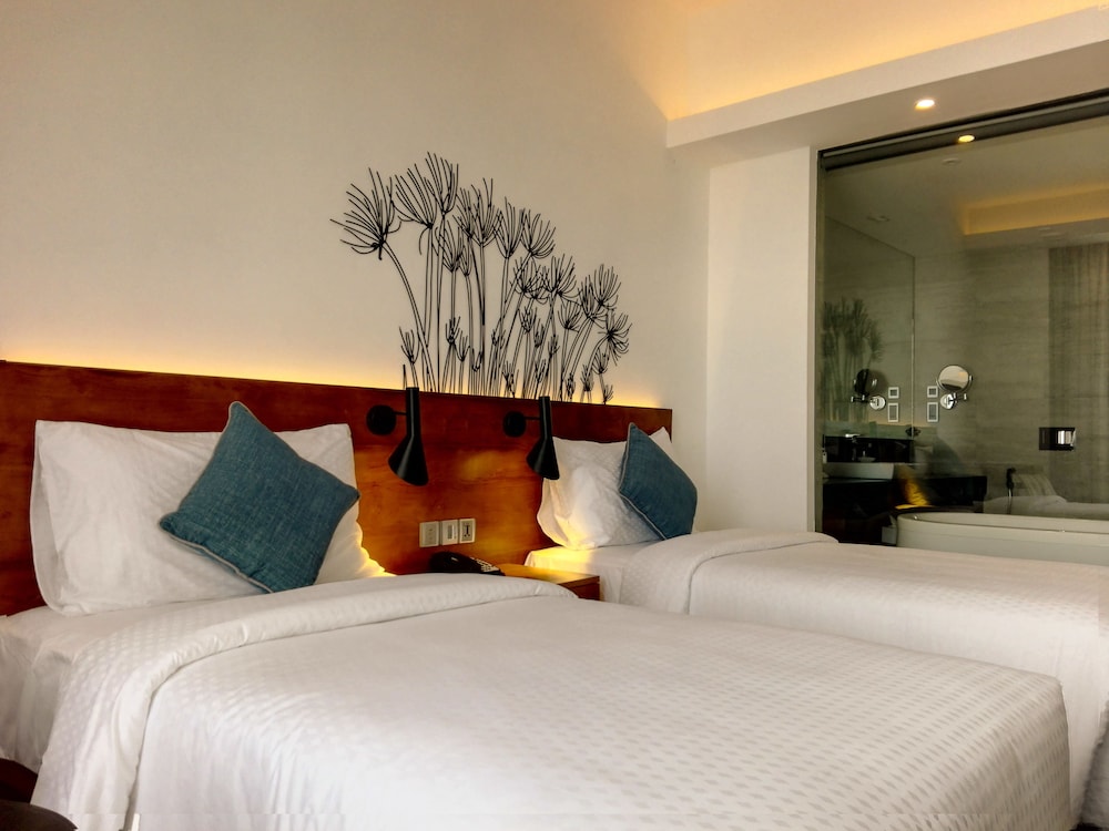 Super Deluxe Double Room photo 3