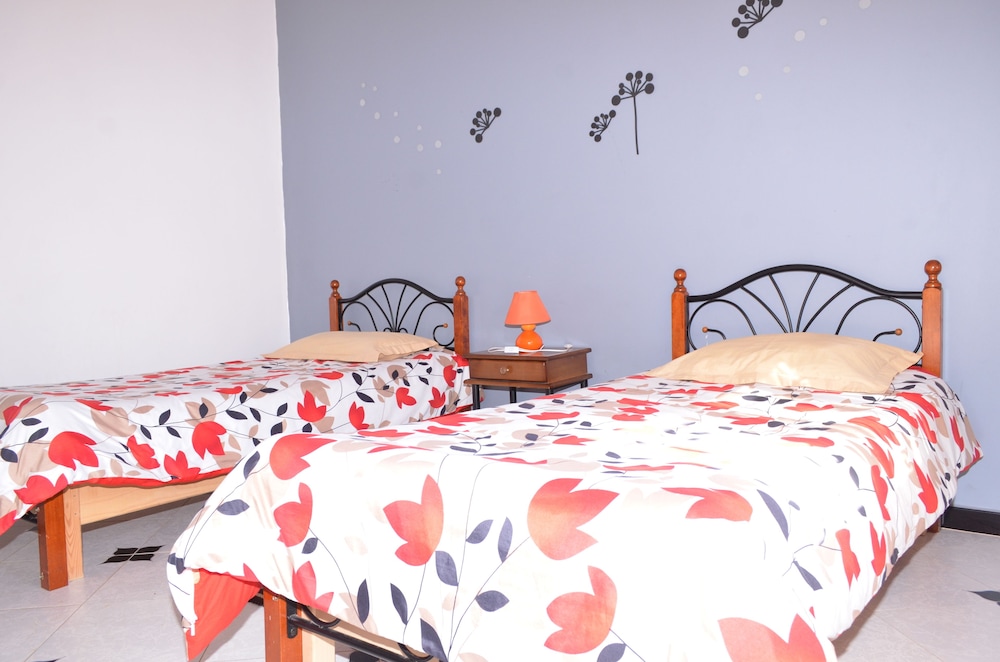 Comfort Apartment, 2 Bedrooms photo 3