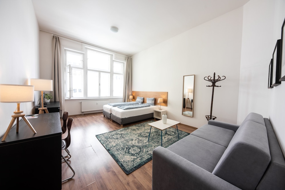 City Apartment, 2 Bedrooms, City View photo 1