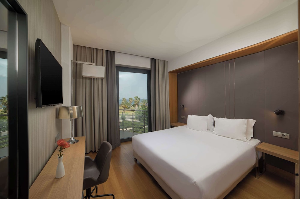 Standard Room (View)