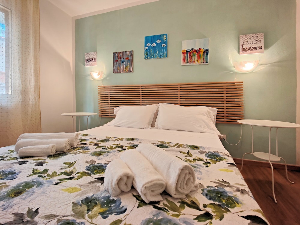 Classic Apartment, 1 Bedroom, Garden View, Ground Floor photo 3