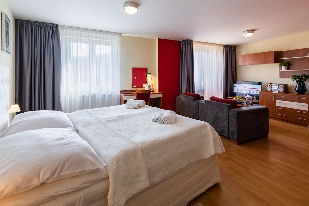 Double or Twin Room, 1 Bedroom photo 1