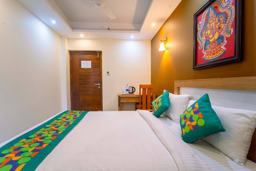 Standard Double or Twin Room photo 3