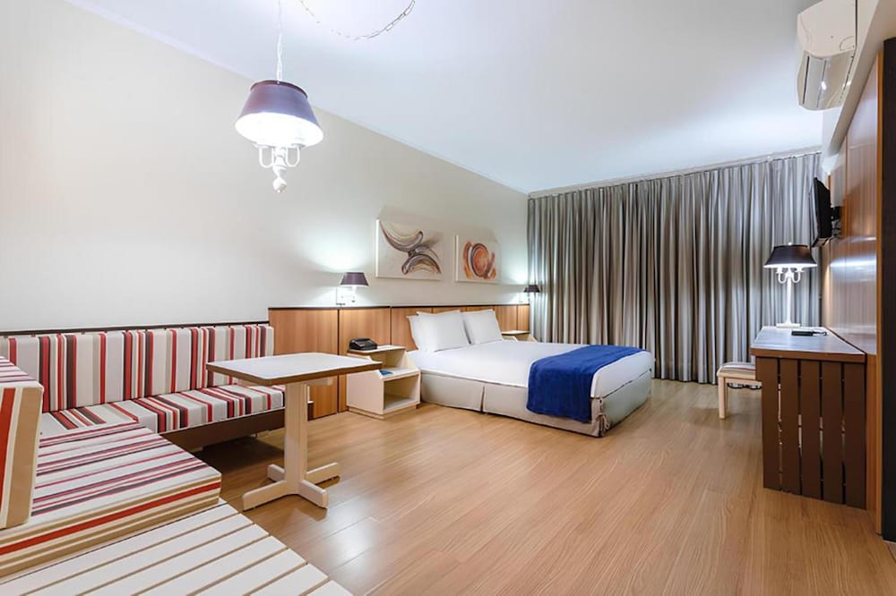 Standard Double Room - Photo 4