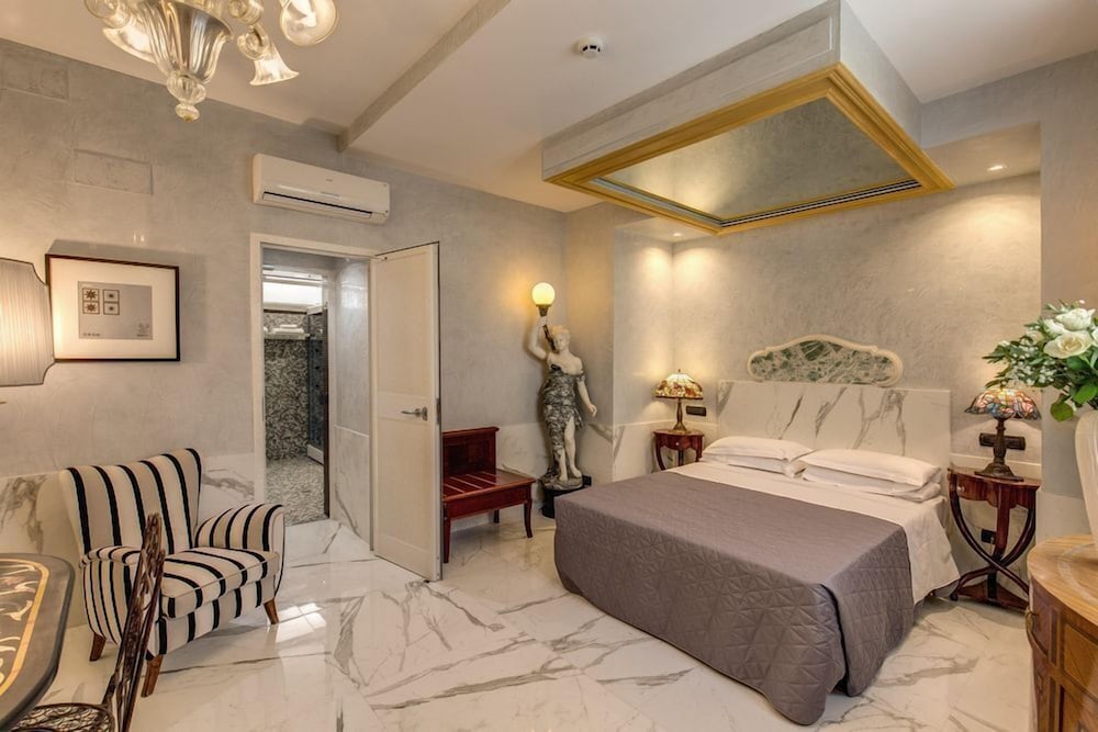 Classic Double or Twin Room photo 3