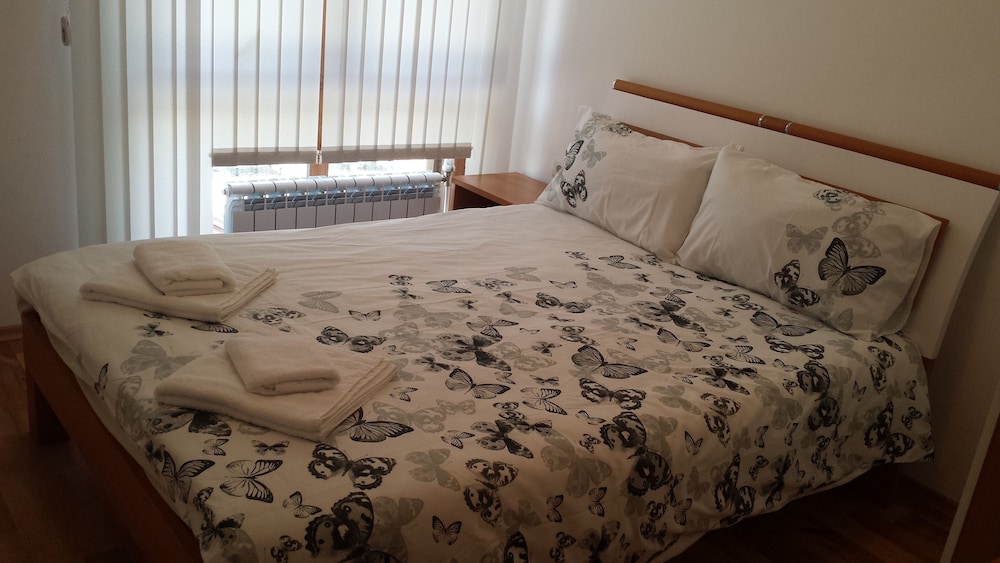 Economy Apartment (One Bedroom, 3 people)