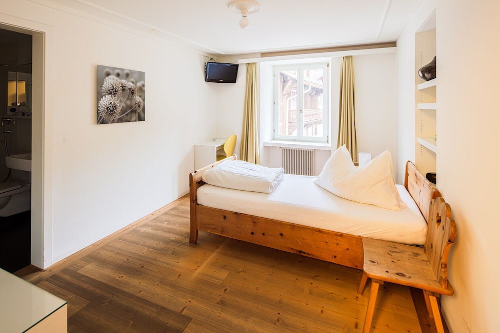Single Room photo 3