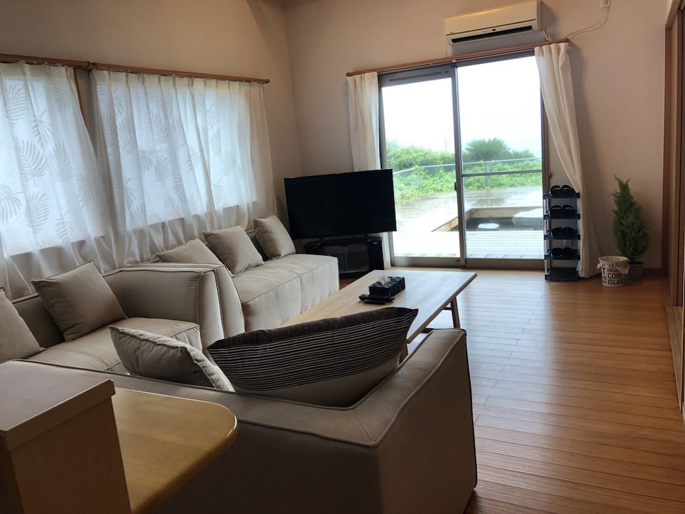 Private Vacation Home photo 2