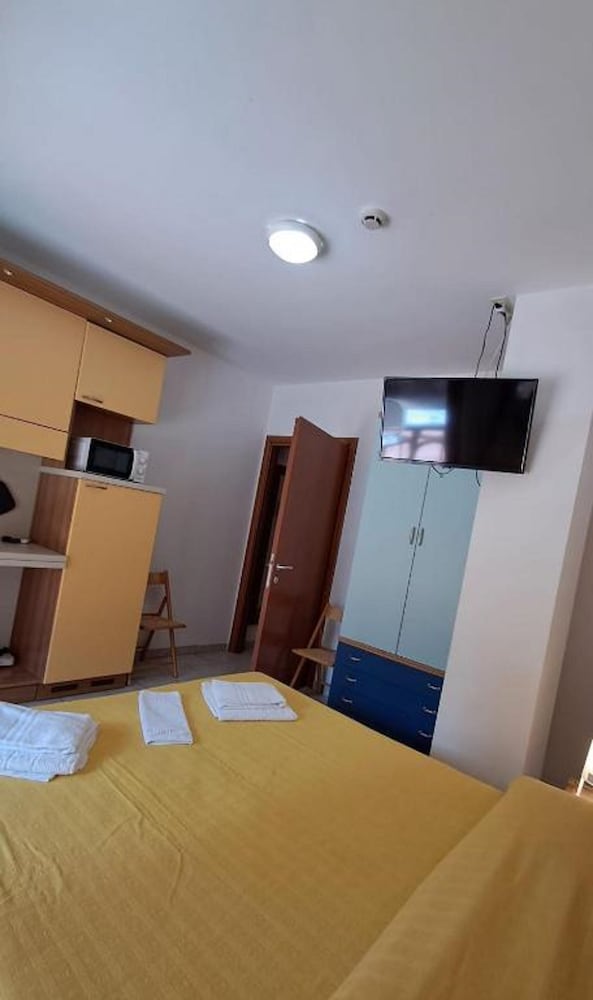 Comfort Apartment photo 1