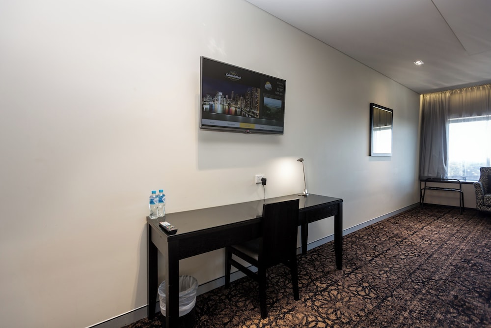 Deluxe Suite, 1 King Bed thumbnail 5