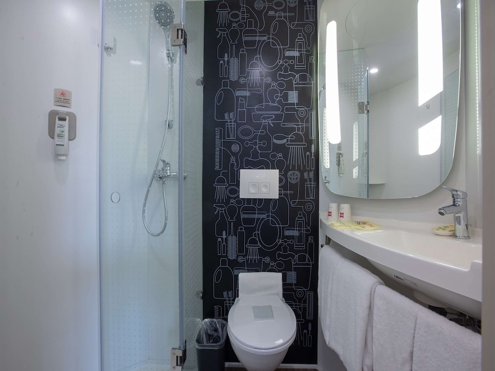 Double Room (Mainland Chinese Only) photo 3
