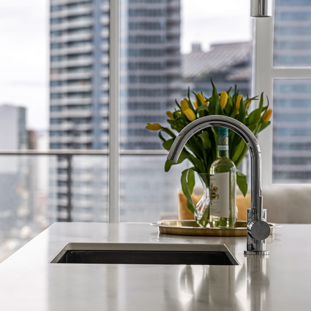 DT Upscale Corner Unit Tower Views Free Parking, Billede 23