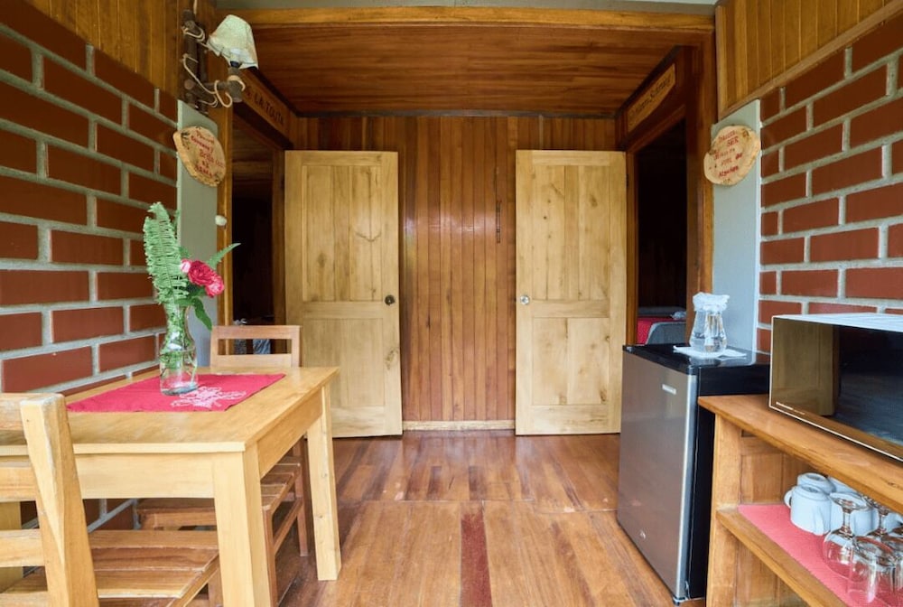 Family Room (5 pax) photo 2
