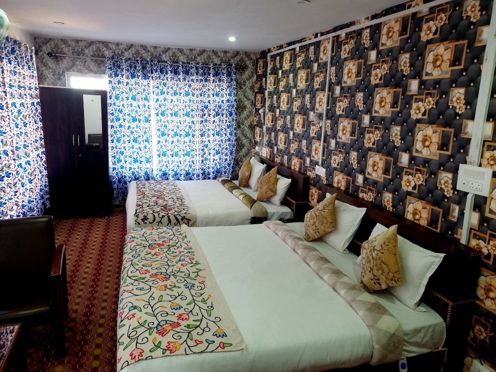 Family Quadruple Room