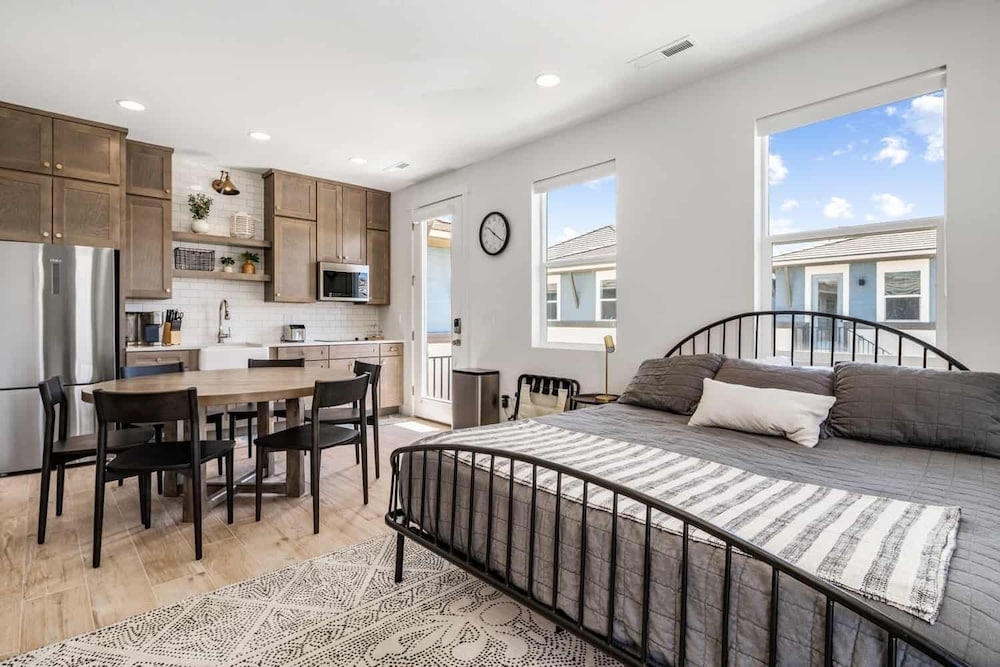 House, 1 Bedroom