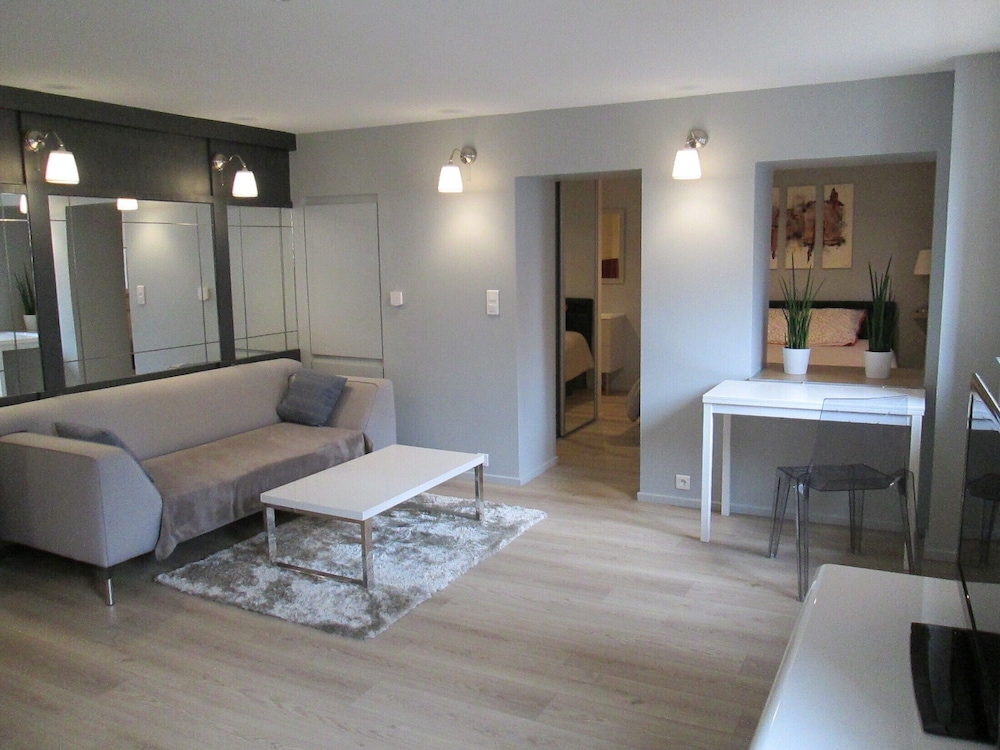 Comfort Apartment, 1 Queen Bed, Non Smoking