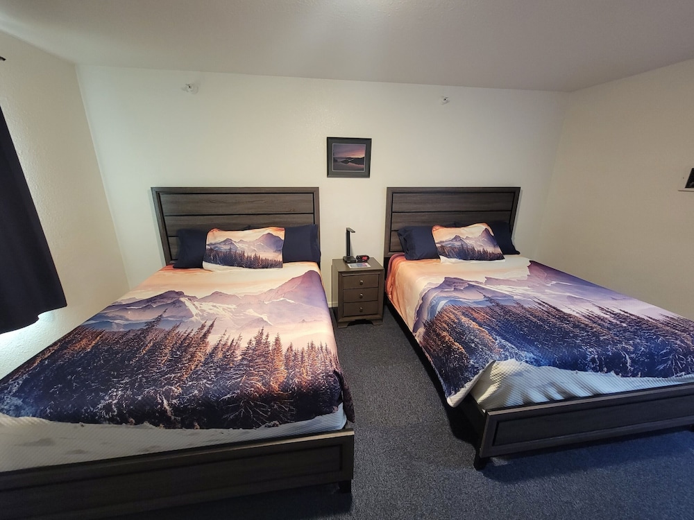 Eagle Bay Inn