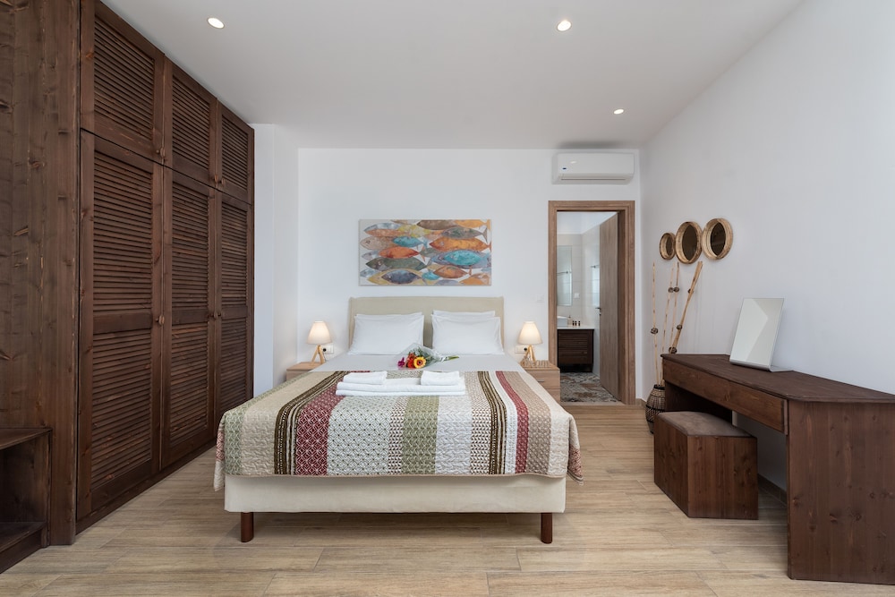 Deluxe ground floor apartment 1