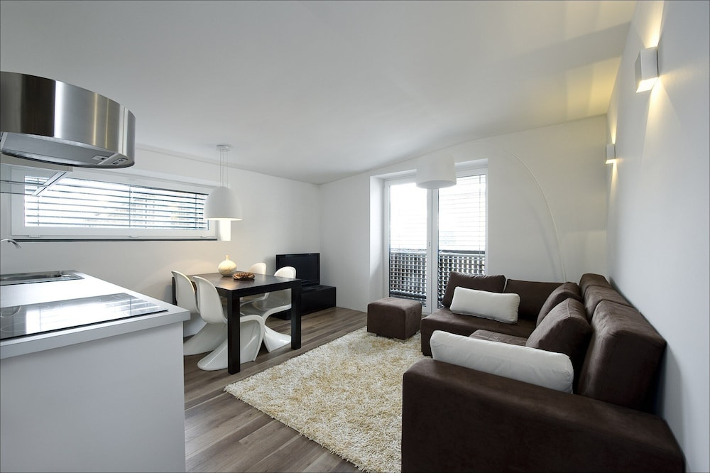 Deluxe Apartment photo 1