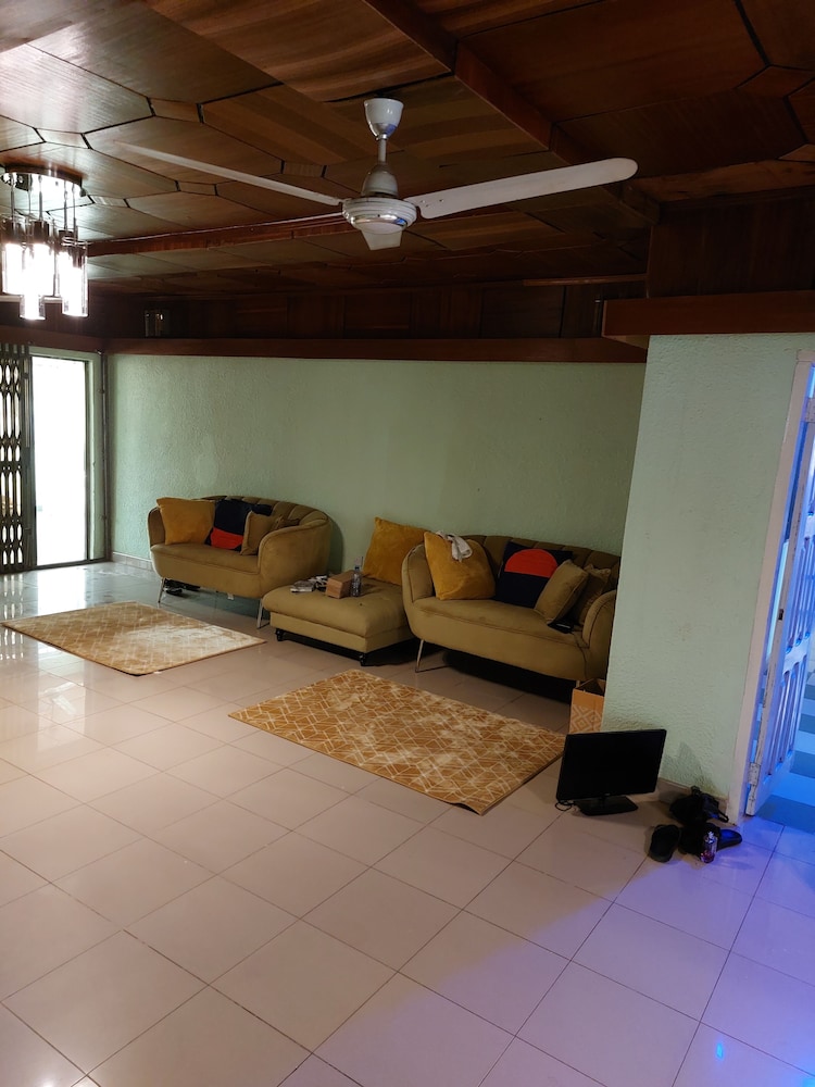 House photo 2