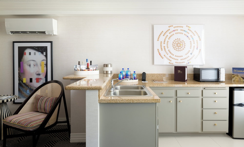 Signature Suite, Multiple Beds, Balcony (Top Floor)