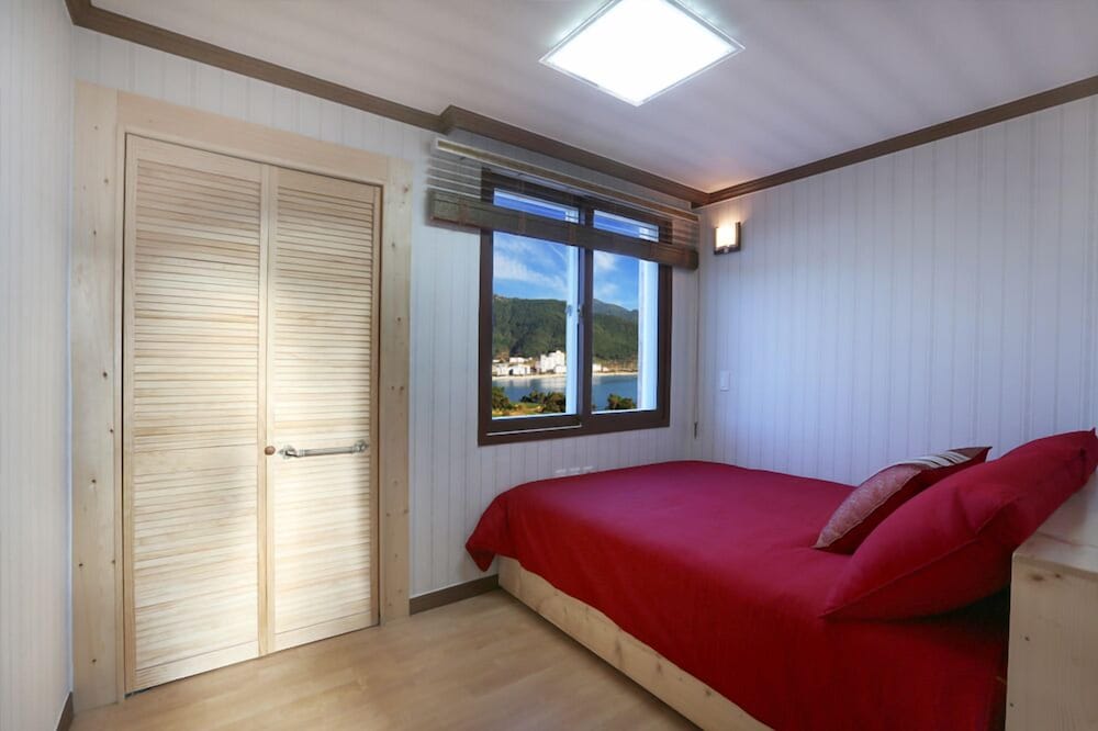 Room (Haeoreumdal) photo 2