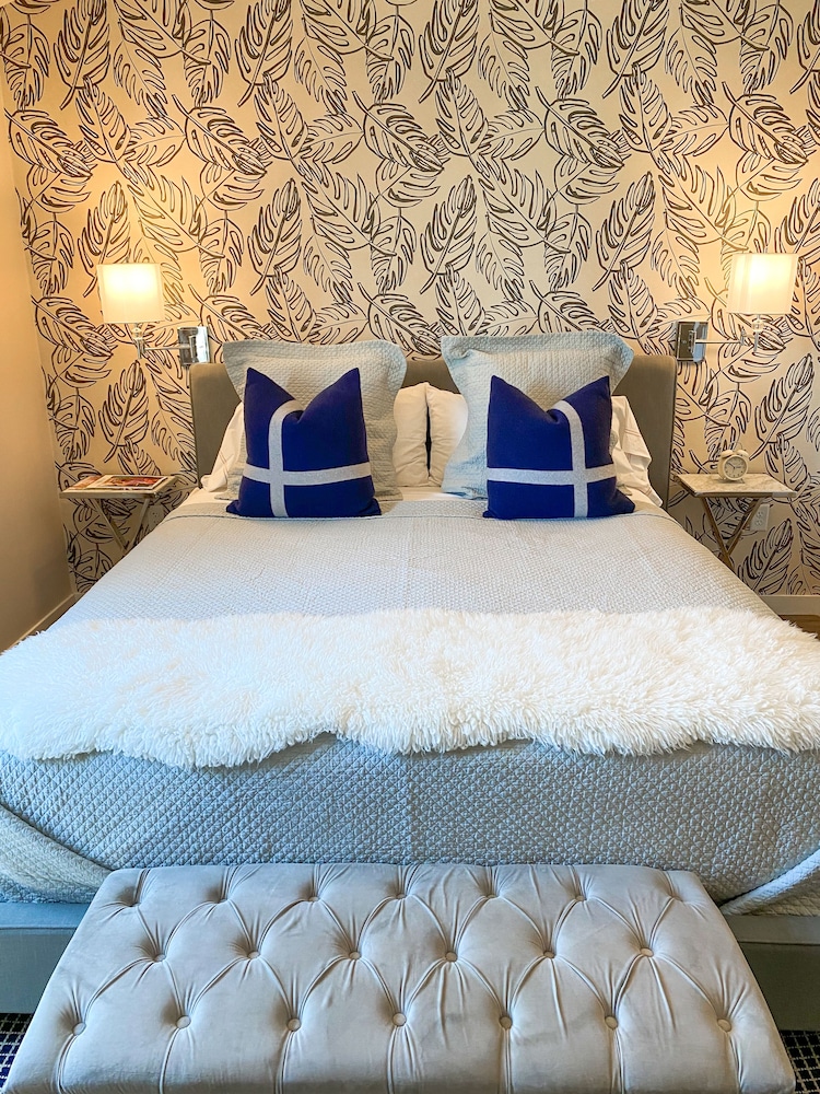 Classic Loft, 1 King Bed photo 1