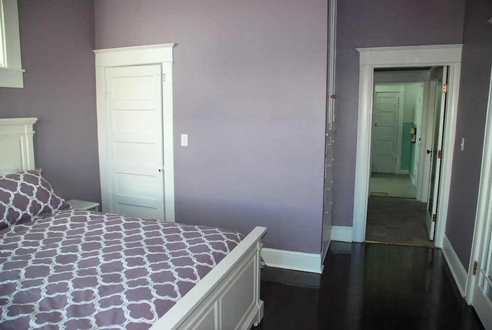 Apartment photo 2