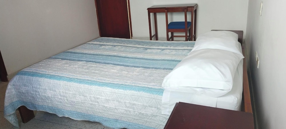 Basic Room, City View
