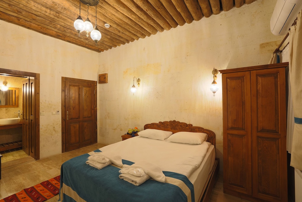 Economy Double Room - Photo 6