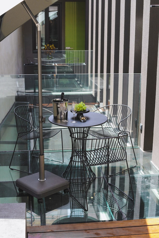 Luxury Studio Suite photo 3