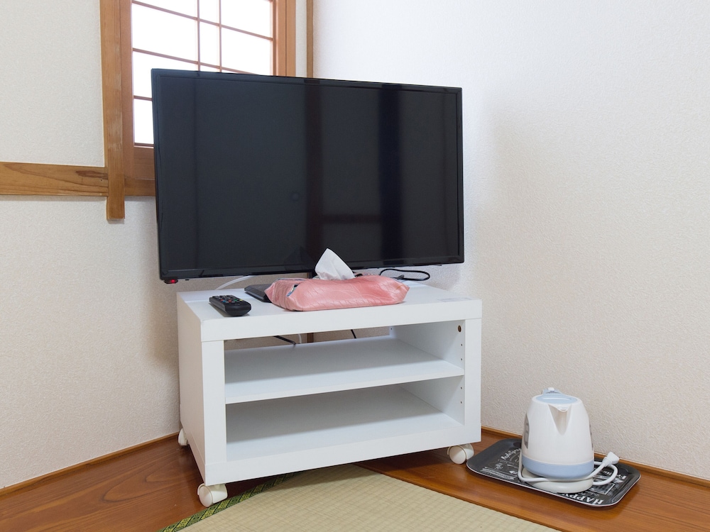 Japanese Room with Shared Washroom - Triple (Non-Smoking) photo 3