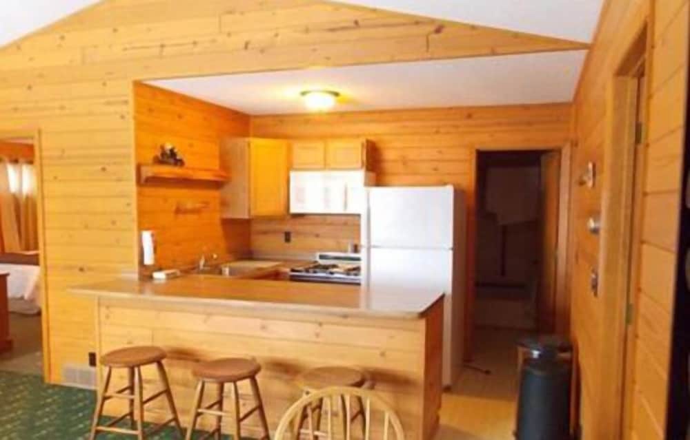 Traditional Cottage photo 1