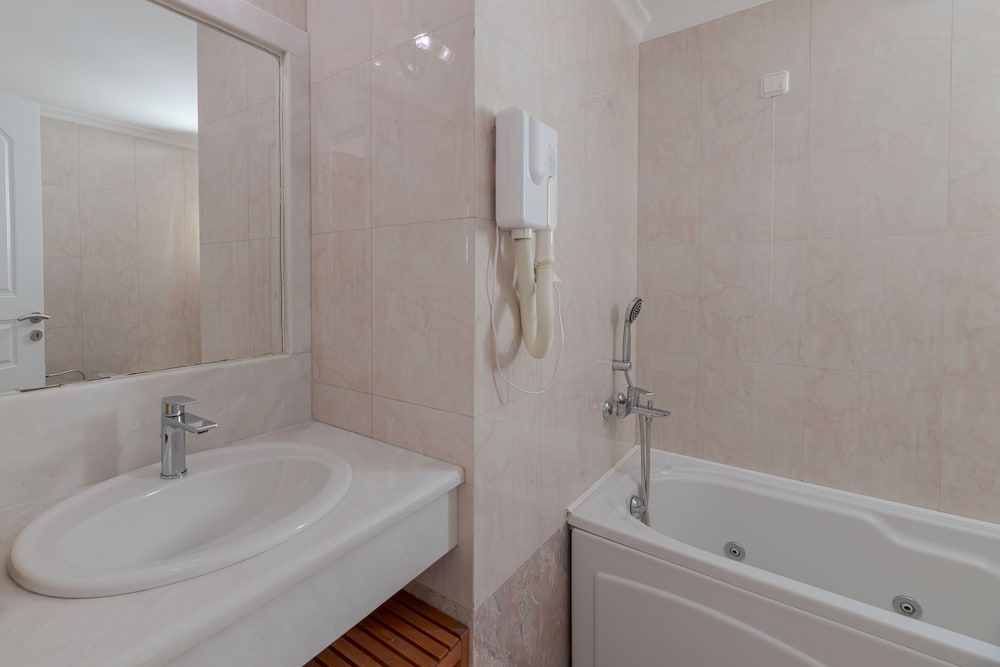 Deluxe Room, Sea View - Photo 8