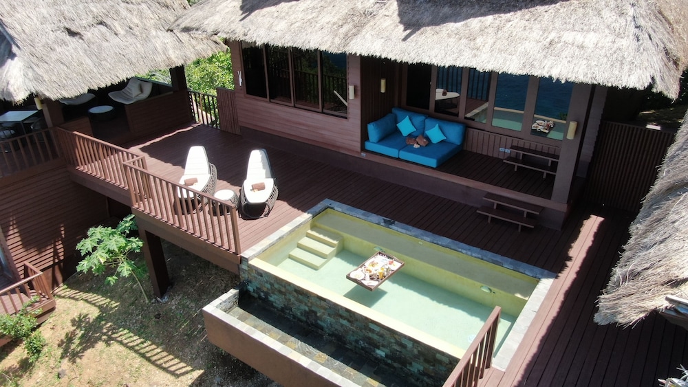 Premium bay view cauayan pool villa (Free Breakfast & Free Roundtrip Airport Transfer) photo 2