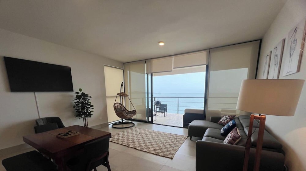 Apartment, 2 Bedrooms, Balcony, Beach View