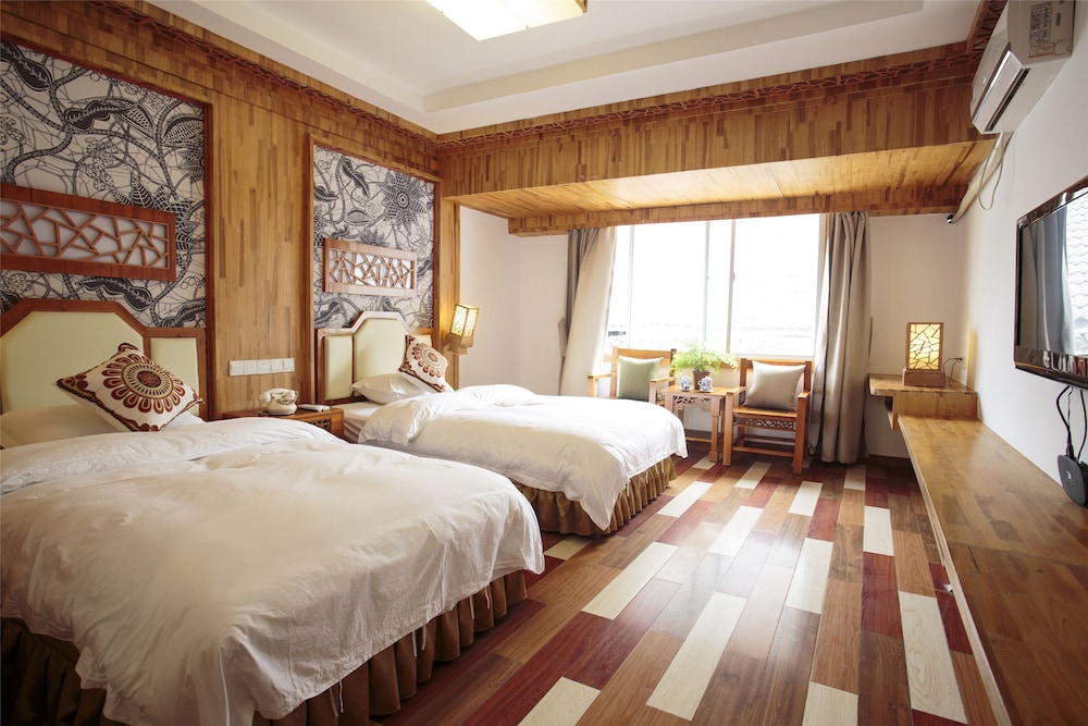 Sunshine Twin Room photo 1