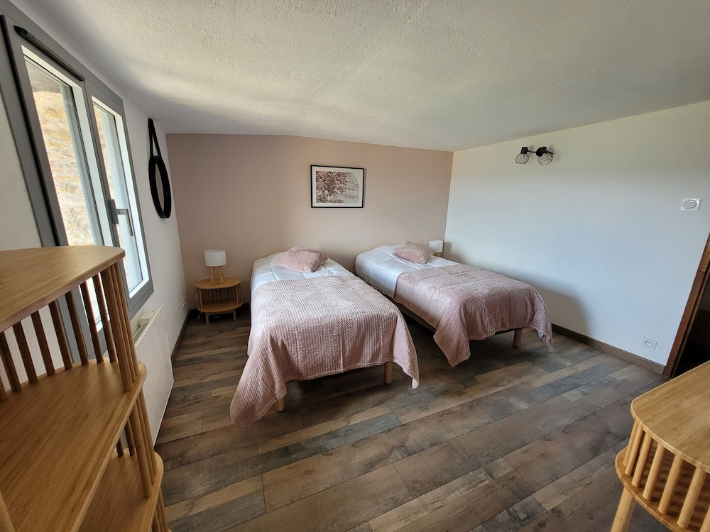 Comfort Double or Twin Room, Ensuite (Au Bord du Rêve) photo 3
