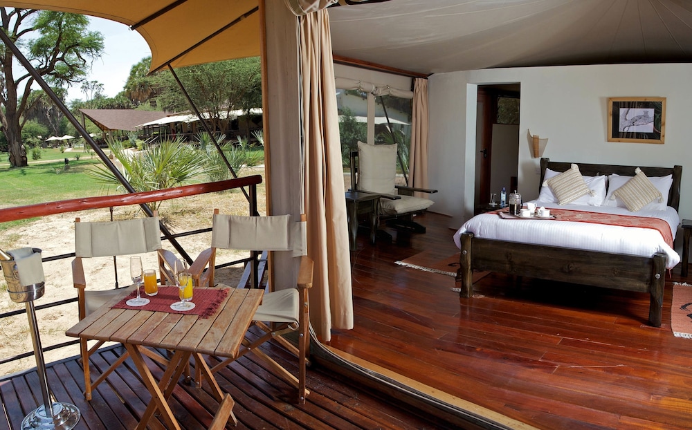 Luxury Triple Room, River View photo 1