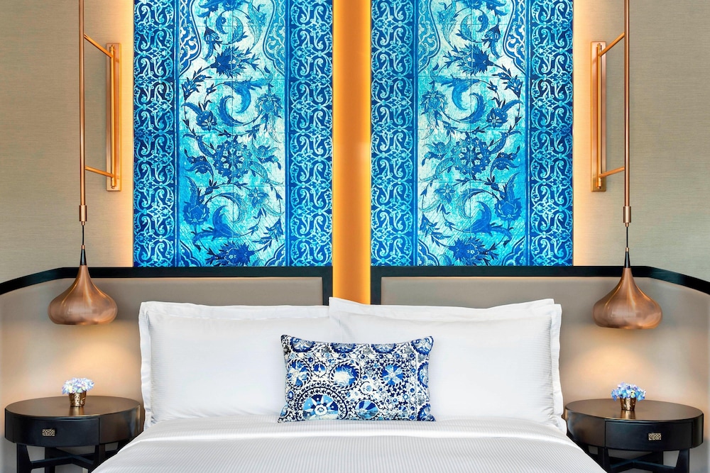 Room, 1 King Bed, Park View (Balcony)