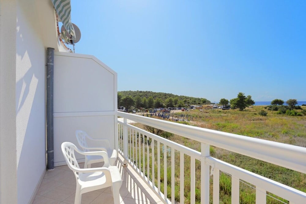 Apartment (Lias 2 - with restaurant - A10 drugi )