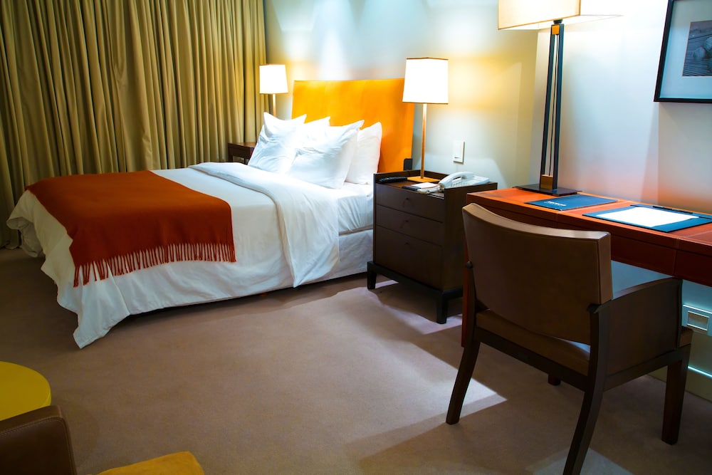 Executive Room, 1 King Bed photo 3
