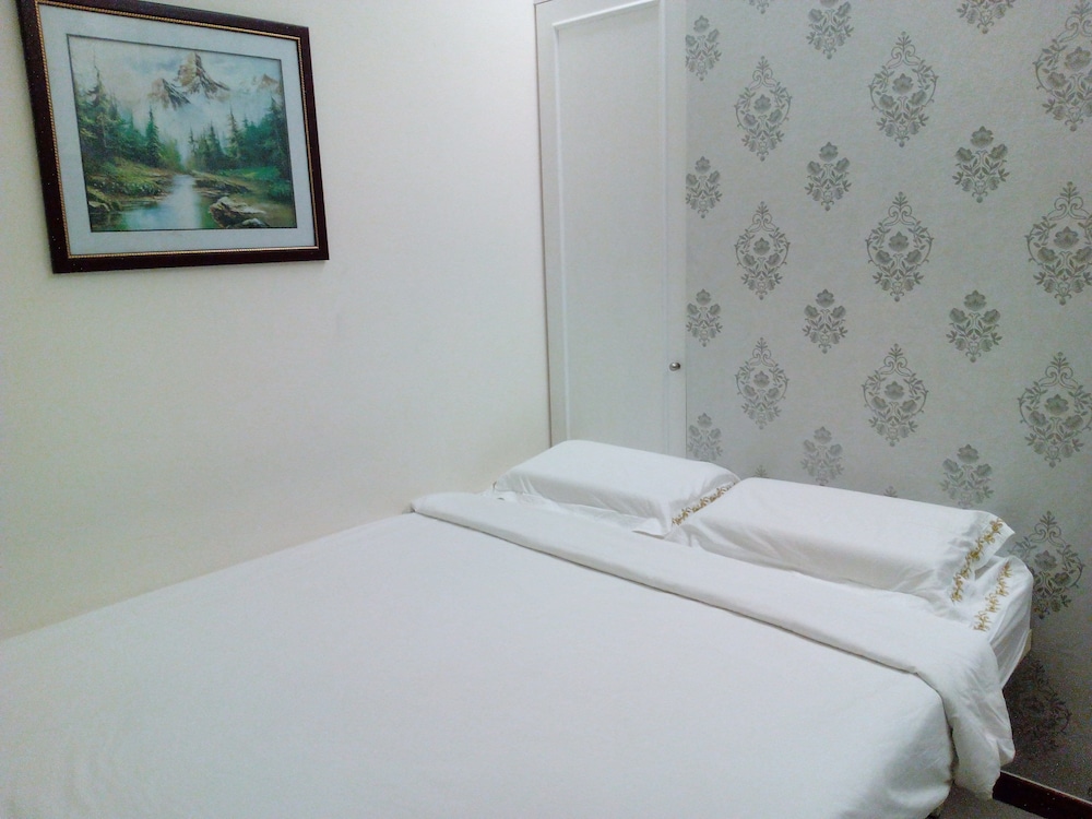 Economy Double Room, No Windows photo 1