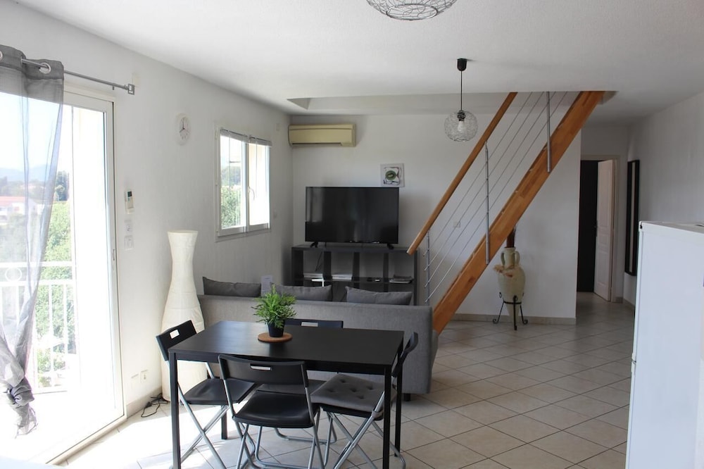 Duplex (No 05)