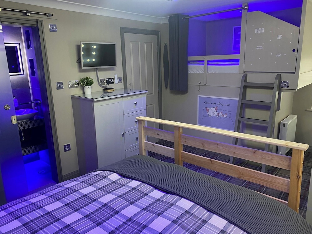 Skell Bank Room 6 -Deluxe Room photo 3
